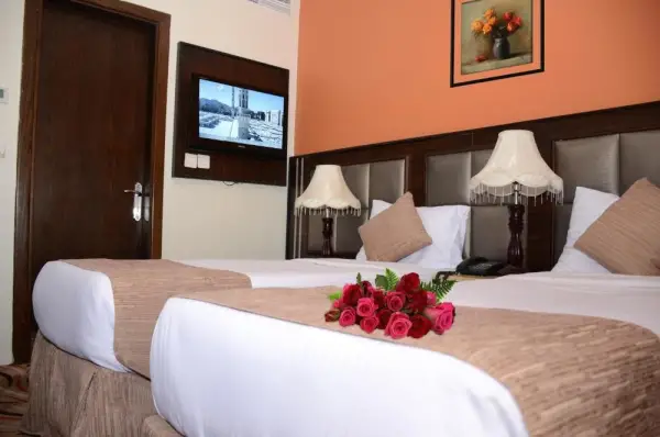 Hayah Plaza Hotel 10